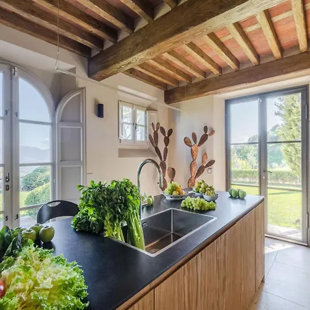 10 Bedroom Luxury In * ルッカ
