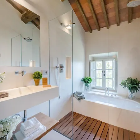 10 Bedroom Luxury In * ルッカ