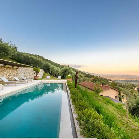 Sunset, Luxury With Infinity Pool Villa Lucca