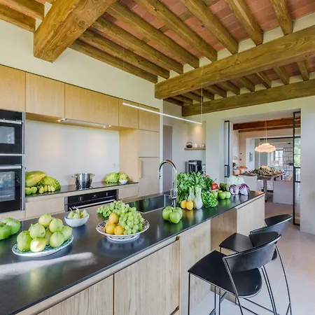 Villa Sunset, Luxury With Infinity Pool Lucca